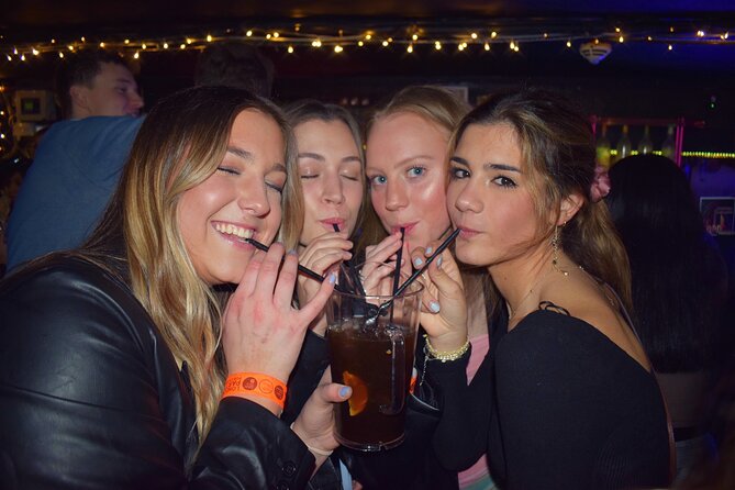 1 Big Night Out Weekend Club Crawl - Leicester Square: cheap drinks at Simmons