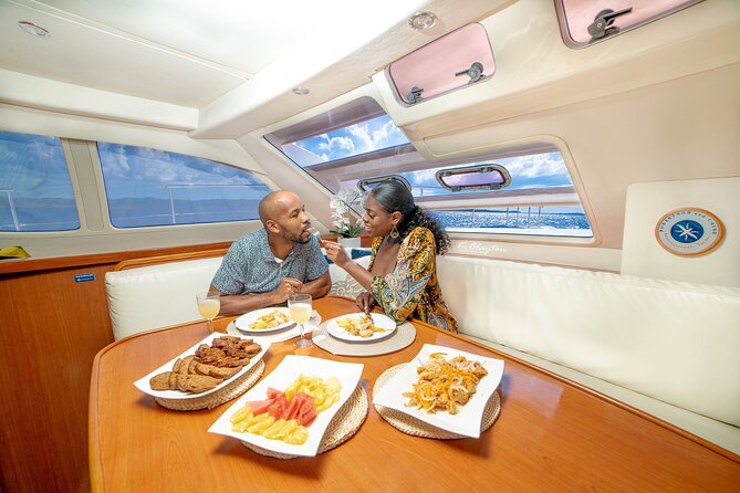 4hr Private Luxury Yacht with Snorkeling, DJ, Bar, Food - Swimming and snorkeling at Doctor’s Cave Beach Club