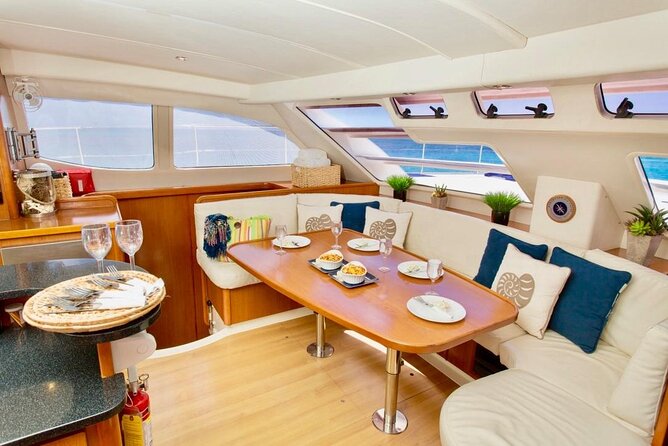 4hr Private Luxury Yacht with Snorkeling, DJ, Bar, Food - Who should book this Montego Bay yacht?