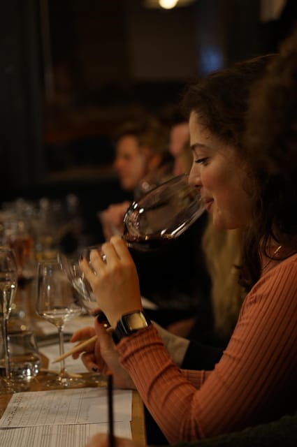 8-Tier Hungarian Wine Tasting in a Cozy Downtown Wine Bar - The first pour: sparkling wine and an easy start