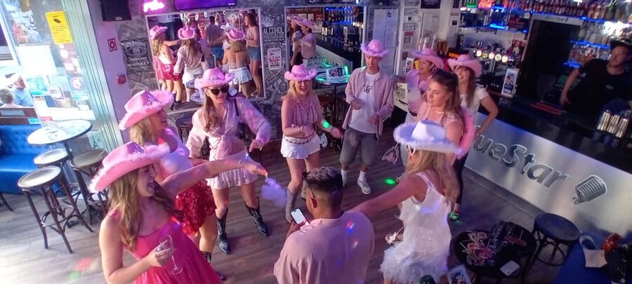 Albufeira: Cocktail Making Class and Karaoke Party with DJ - Starting with fizz on Albufeira’s Main Strip