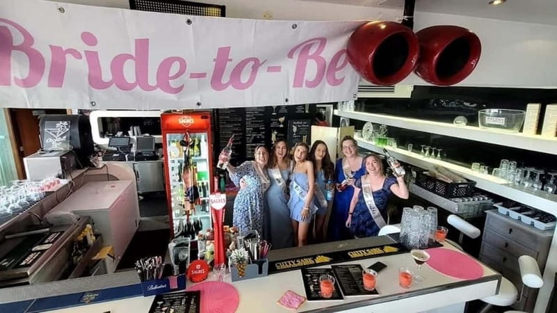 Albufeira: Cocktail Making Class at The Waterfront - Is $31 per person good value?