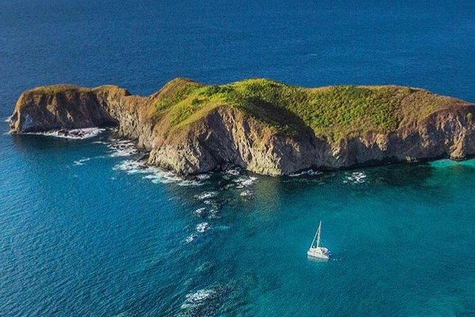 All inclusive Catamaran Sunset Sail - (Drinks, Food, Snorkel) - Starting at 1:00 pm in Playa Flamingo