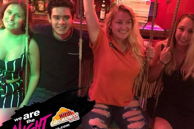 All you can drink- Club Crawl Los Cabos - 1:00 a.m. at the third club