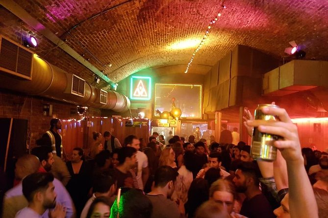 Amazing Nightlife in London East Tour - The first four stops: cocktail rooms and club energy