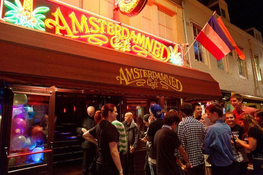 Amsterdam: City Center Bar Crawl and Nightlife Experience - Who will enjoy this most
