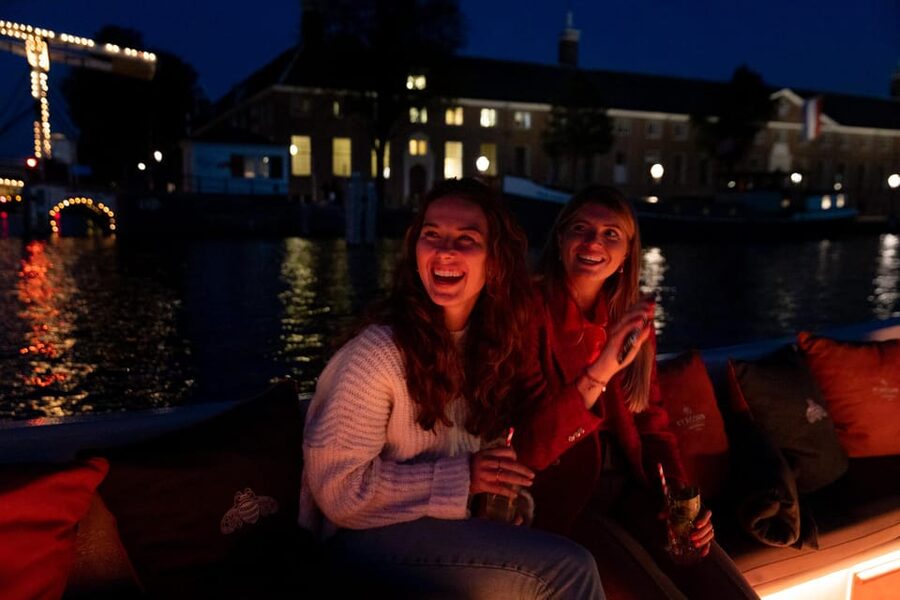 Amsterdam: Evening Canal Cruise with (Open) Bar on Board - Should you book the Amsterdam evening canal cruise?