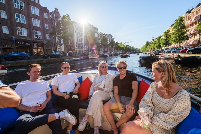 Amsterdam: German-speaking boat trip with bar on board - The Seven Bridges viewpoint