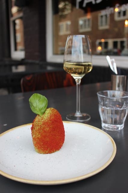 Amsterdam: High Wine at wine bar Paskamer, 3-rounds - Dietary needs and practical limits