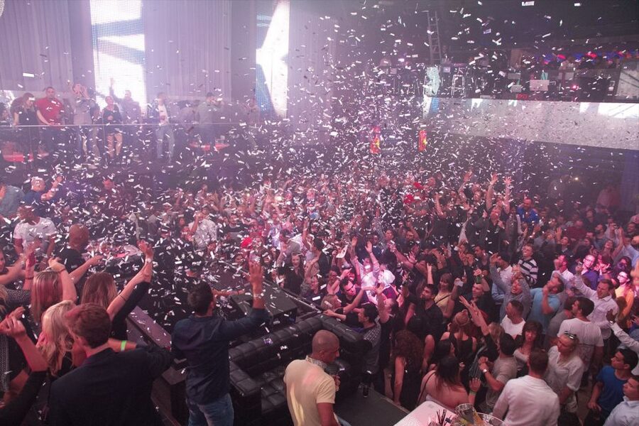 Amsterdam: Nightlife Scene 1, 2, or 3-7 Day Ticket - Price and who gets the best value