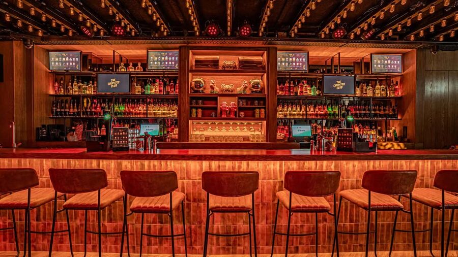 Amsterdam: Party Cocktail and Shot Workshop with Free Drinks - What the 90-minute workshop is really like