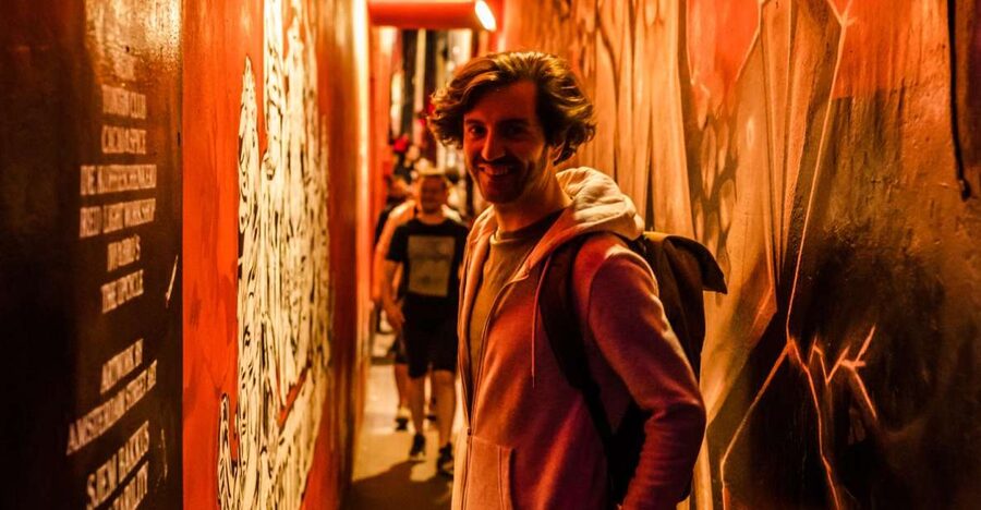 Amsterdam: Private Night Tour of Speakeasies and Bars - Small tasting rooms and Dutch Jenever