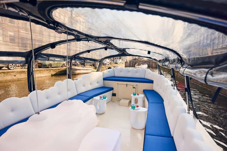 Amsterdam: Smoke & Cruise on covered Cannabis Boat With Bar - Is $27 good value for one hour?