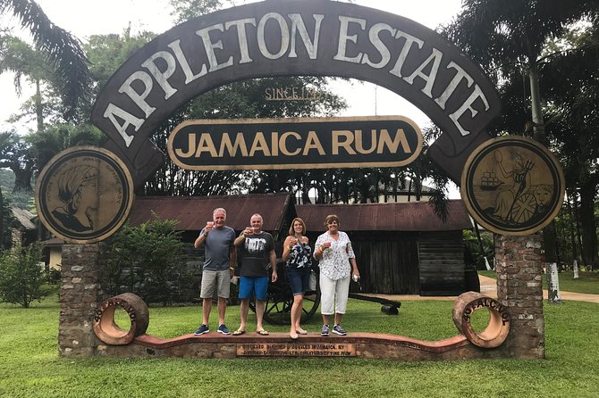 Appleton Rum Factory, Ys Falls, Black River Safari, Floyd’s Pelican Bar - One long day across Jamaica’s South Coast