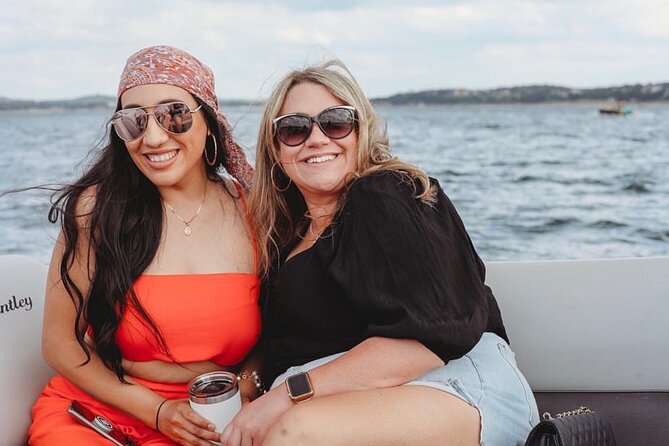 Austin Lake Travis Barge Crawl Bar Hopping Tour by Boat - Captain quality and the shape of the evening