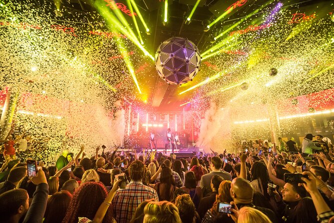 Bachelorette Party Club Crawl - The party bus is the social center of the night