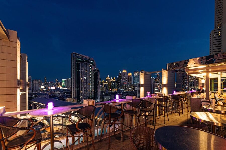 Bangkok: Barracuda Rooftop Bar Akara Hotel - How I Would Plan the 90 Minutes