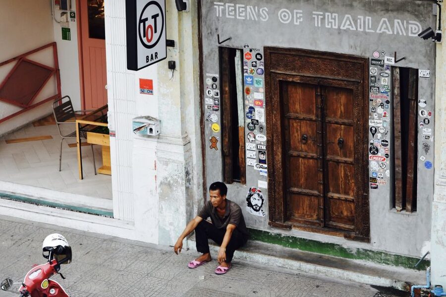 Bangkok: Guided Bar Hopping Night Tour with Private Option - TEP BAR: Thai herbs in a polished setting