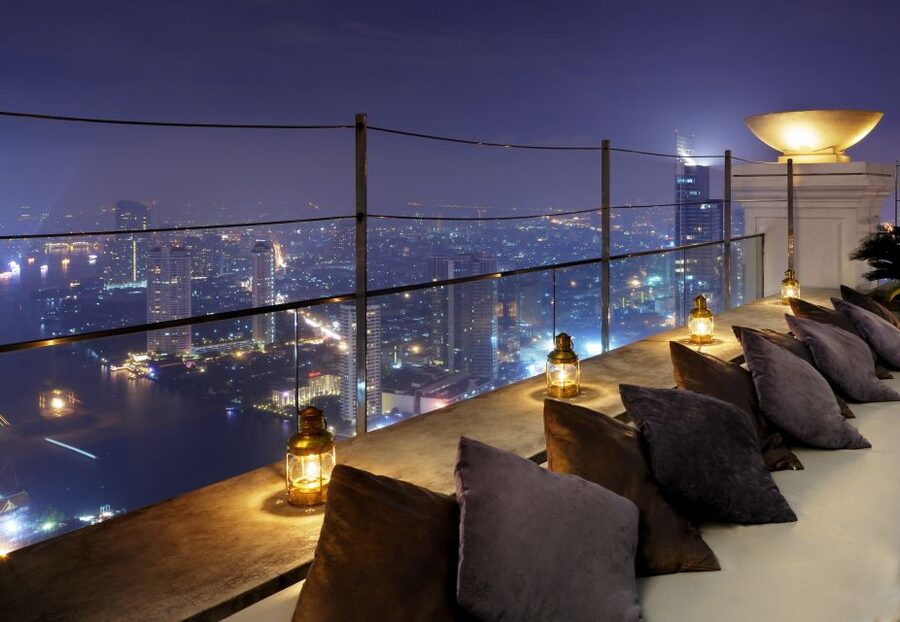 Bangkok: Lebua Rooftop Bar Reservation & Round-Trip Transfer - Dress rules you should take seriously