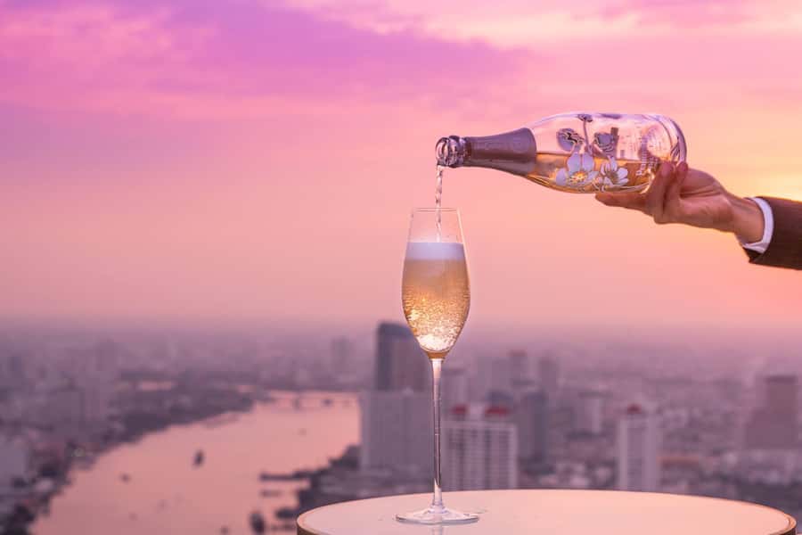 Bangkok: Lebua Sky Bar & China Town Street Food by Tuk Tuk - Lebua Sky Bar and the 63rd-floor view