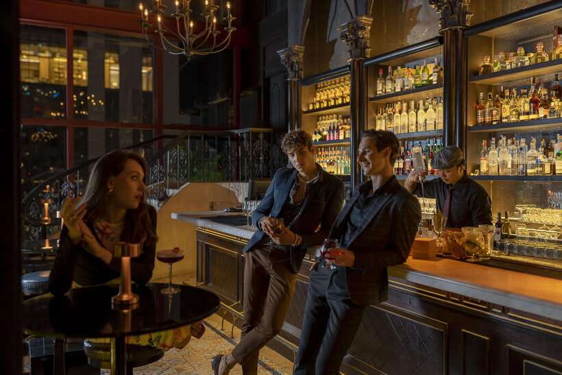 Bangkok: Mojjo Rooftop Lounge & Bar Food & Beverage Package - What the 1.5-hour visit feels like