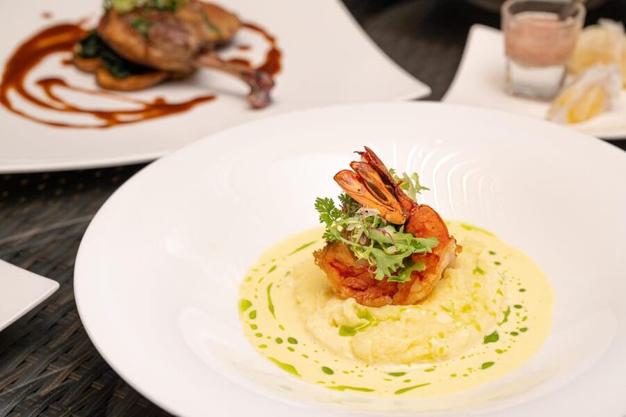 Bangkok: Red Sky Rooftop & Bar 56th Floor - Drinks, service, and the best value in the package