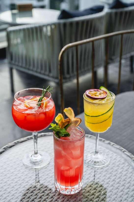 Bangkok: Sky on 20 Rooftop Bar With Free Flow Drinks - Reaching Sky on 20 in central Sukhumvit