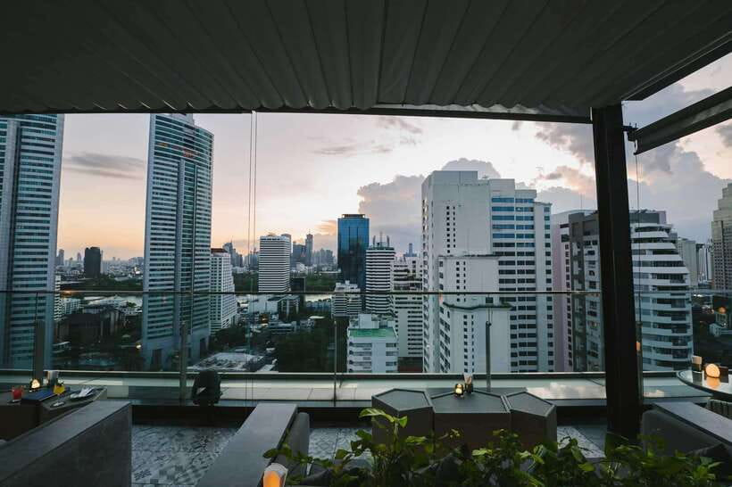 Bangkok: Sky on 20 Rooftop Bar With Free Flow Drinks - Should you book Sky on 20?
