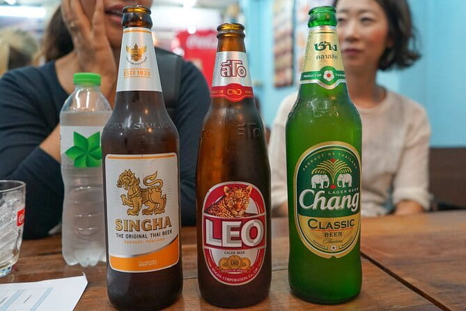 Bangkok Tuk Tuk Night Tour with food & drinks in Siam & Silom - Silom: the final bar and local drinks