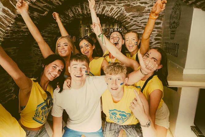 Bar Crawl Ios Ticket in Cyclades - Stop 4: VIP entry at Disco 69