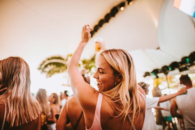 Bar Crawl Ios Ticket in Cyclades - Stop 2: live music and the shot challenge at Circus Bar
