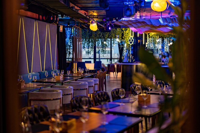 Bar Crawling - Naive: a rooftop change of pace