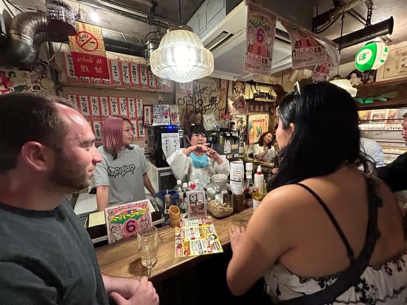 Bar hopping: Create lasting memories with TOMODACHI guides! - Meeting at Namba Walk