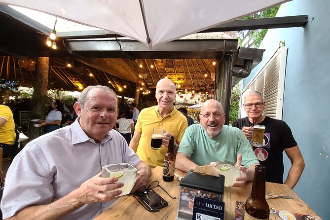 Bar hopping tour in Merida - Three cantinas, three different sides of Mérida