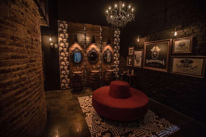 Barba Negra Bar with Live Rock Music Show! - The Live Music: Glam Rock With Local Roots