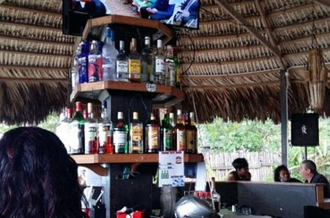Bars hopping montego Bay - The rum stop, where the tour either succeeds or falls short