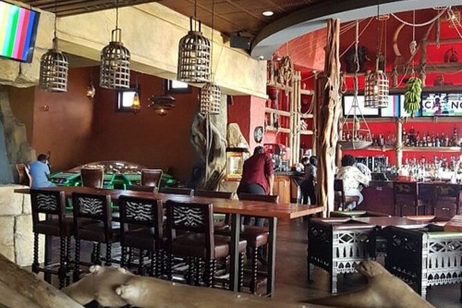 Bars hopping montego Bay - Cocktail making and Jamaican food