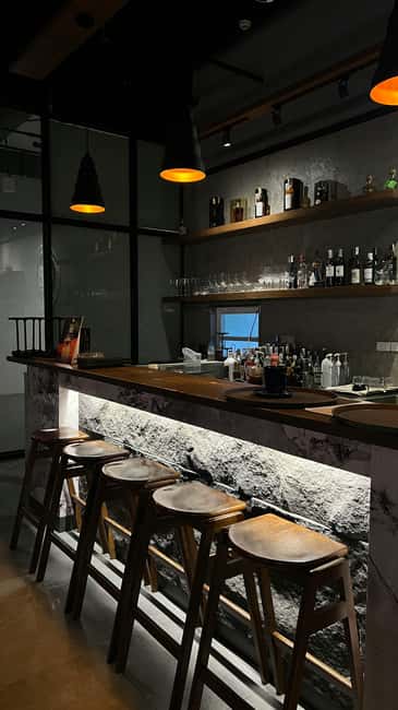Batumi: Pub Crawl & Bar Hopping with Free Welcome Shots - Key points at a glance