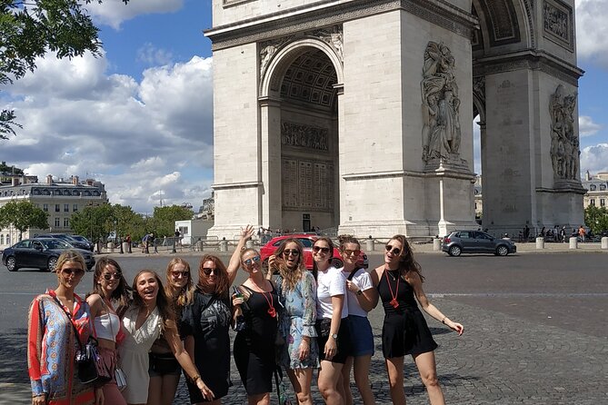 Beer Bike Bar Tour - A breather in the Avenue Foch gardens