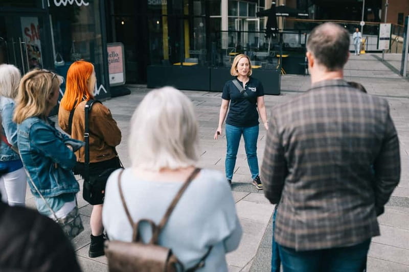 Belfast: A 5 Stop Sunday Brunch Tour with Cocktails - Stop one: starting with a breakfast bite and drink
