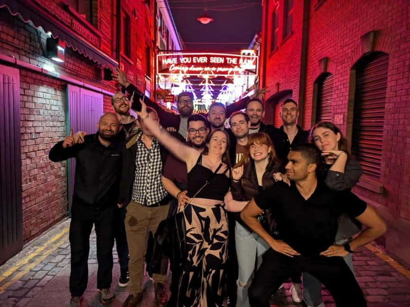 Belfast: Pub Crawl and Bar Walking Tour with Two Drinks - What $19 really gets you