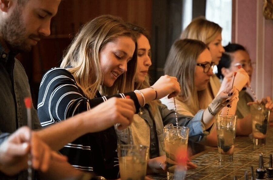 Benidorm: 1-Hour Private Tipsy Cocktail Masterclass - Booking details that matter