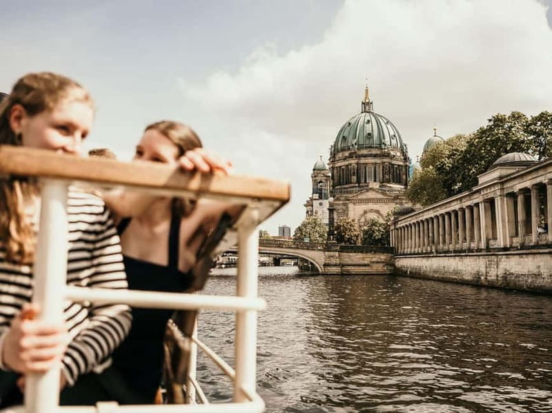 Berlin's Wild East: Nightlife & Counterculture Boat Tour - Holzmarkt and Kater Blau from the river