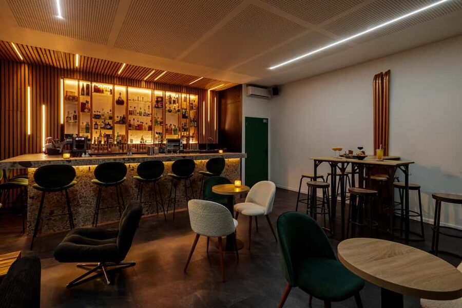 Bordeaux: Cocktail Workshop with a Professional Bartender - Meeting Florian at Nektar