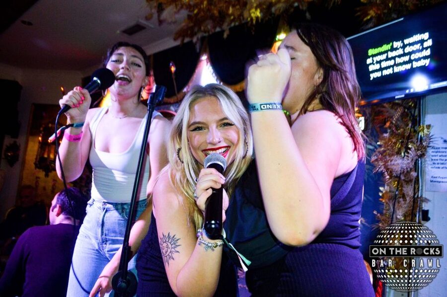 Brighton Bar Crawl: 5+ Venues, Free Shots, Free Club Entry - Meeting at Fitz Regent at 19:30