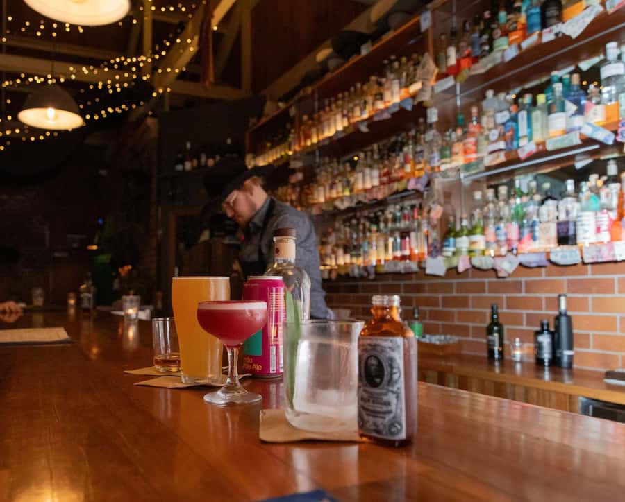 Brisbane: Small Bars and Street Art Tour with a Drink - Thursday route: city to South Brisbane and West End
