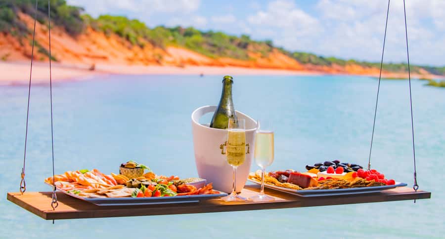 BROOME: DINOSAUR ADVENTURE CRUISE - With Tapas and Cocktail - Why the dinosaur footprints matter