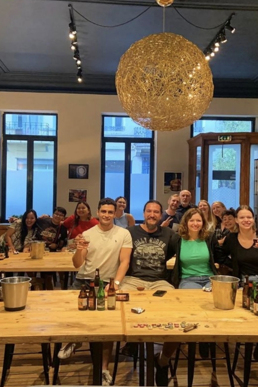 Brussels: Belgian Beer Tasting and Course at a Private Bar - The guide makes the difference