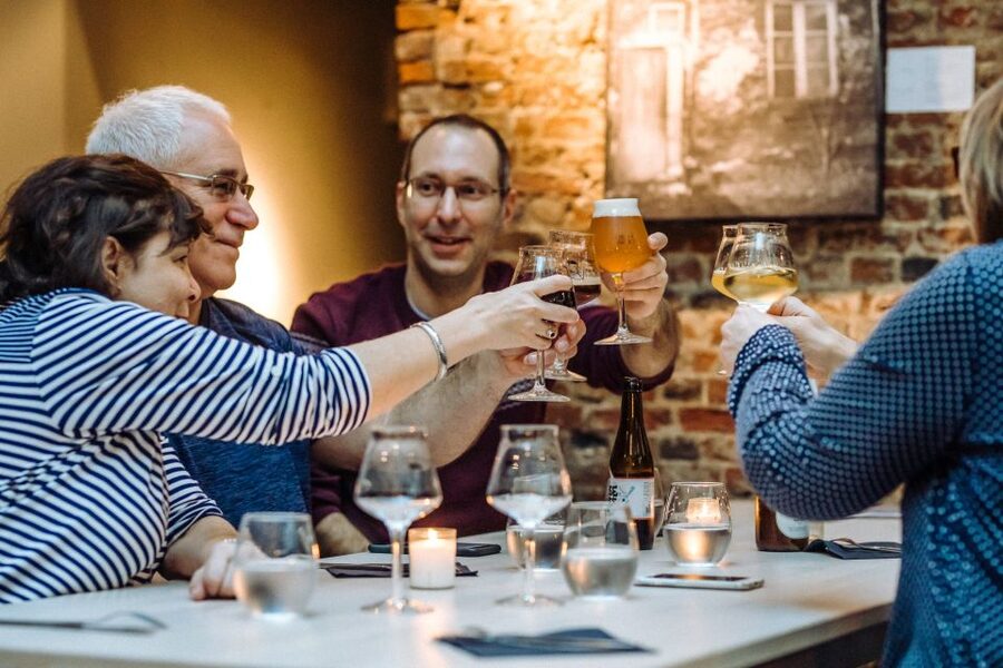 Brussels: Private Beers, Bars, and Live Music Tour by Night - What the $161 price really buys