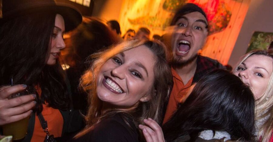Brussels: Pub Crawl and Nightlife Party Experience - The middle stops: three different chances to settle in